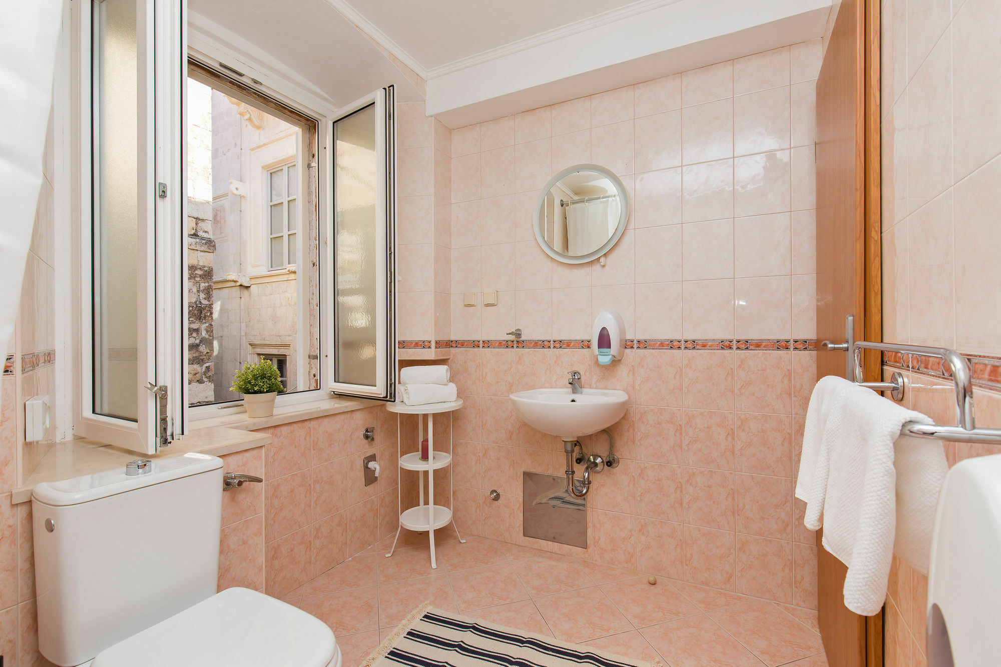 Irundo - Arty Apartment